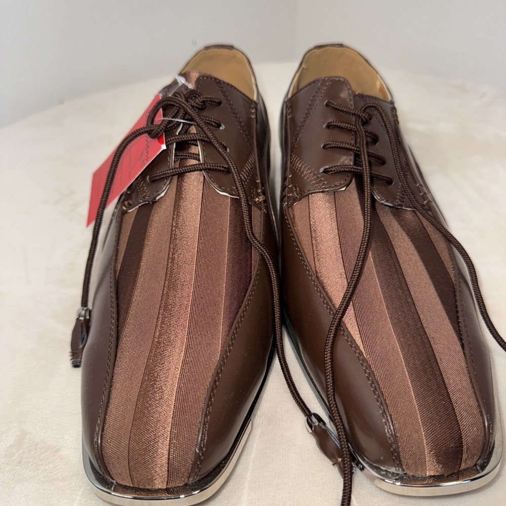 Expressions by RC Brown Leather Dress Shoes Shadow Strip Partern Men's Metal Tip